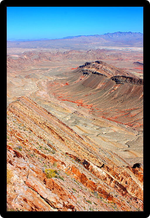 Desert landscape seen from the summit of Frenchman Mountain in Nevada.