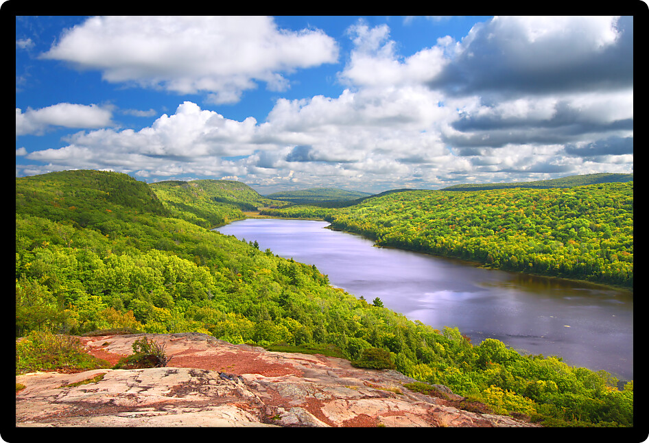 Lake of the Clouds at Porcupine Mountains State Park in northern Michigan.