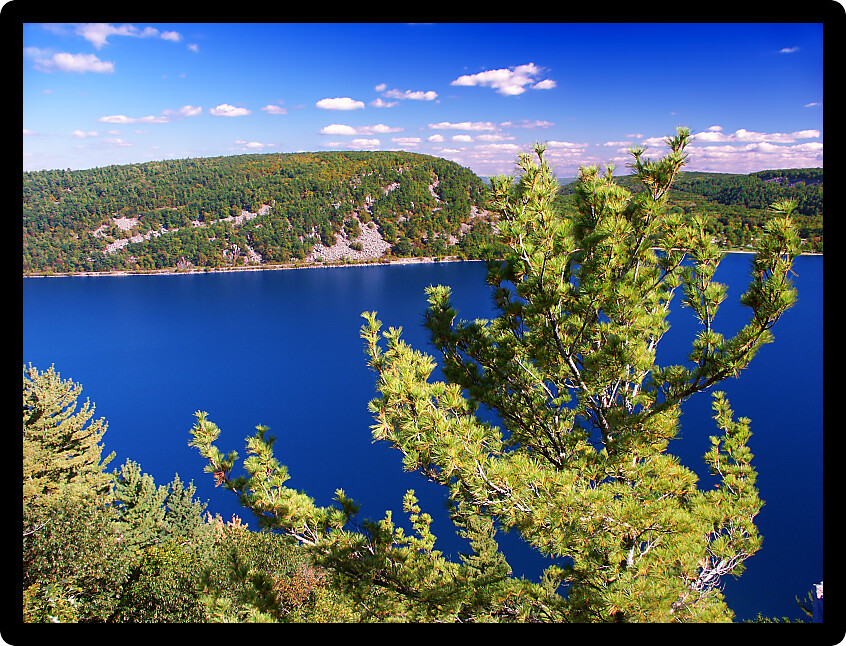Devils Lake State Park is located near Wisconsin Dells and has spectacular scenery.