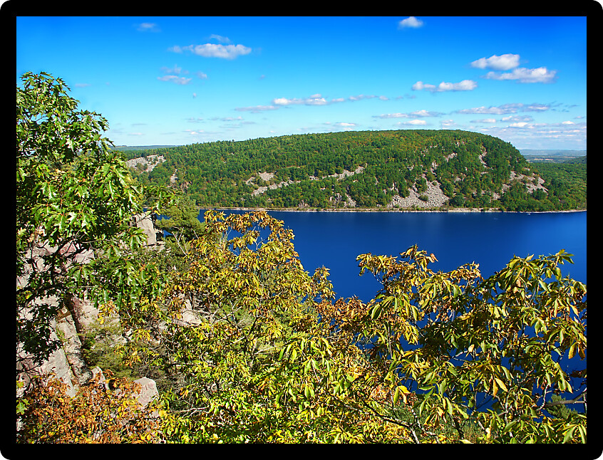 Landscape of Devils Lake State Park near the Wisconsin Dells.