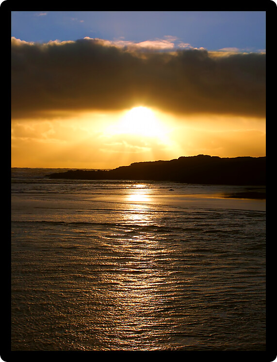 Sunset over the south Pacific coastline of Victoria Australia.