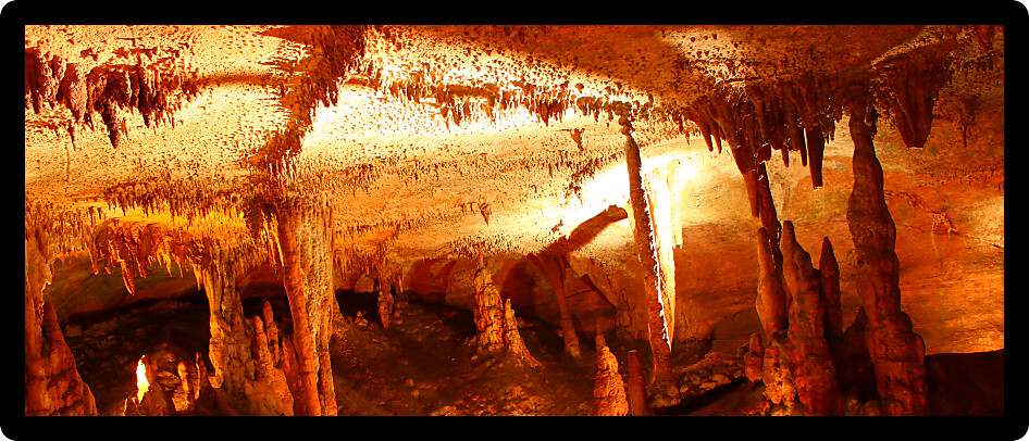 Amazing underground cave formations of Rickwood Caverns in Alabama.