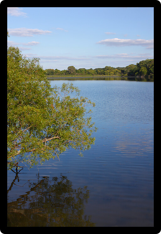 View of Pierce Lake at Rock Cut State Park in northern Illinois.