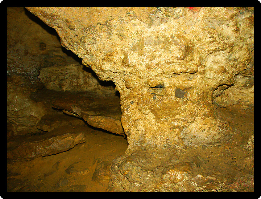 Opening in a cave at Maquoketa Caves in Iowa.