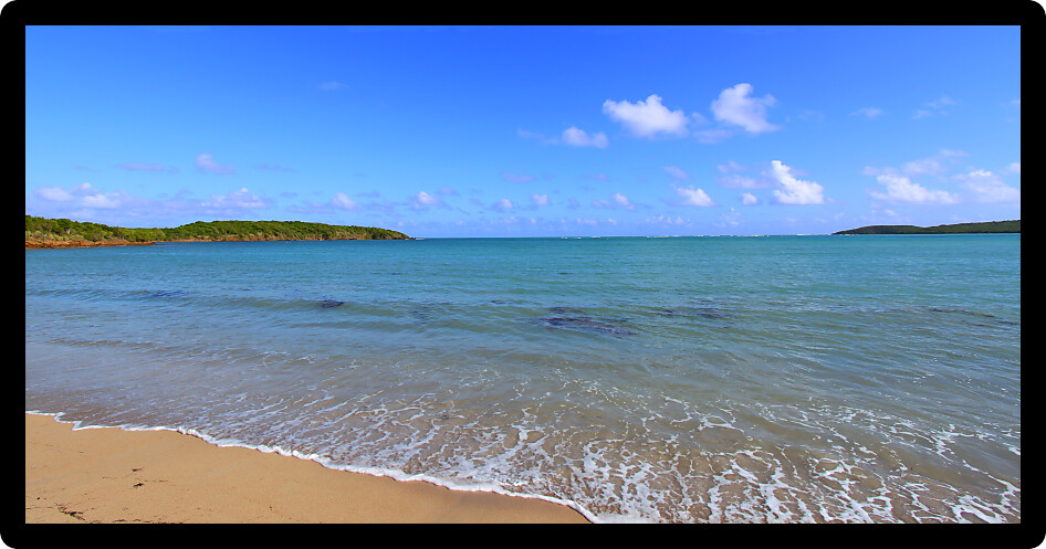 Caribbean scenery at Seven Seas Beach near Fajardo in Puerto Rico.
