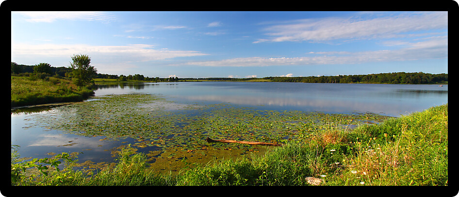 View of beautiful Shabbona Lake in northern Illinois.