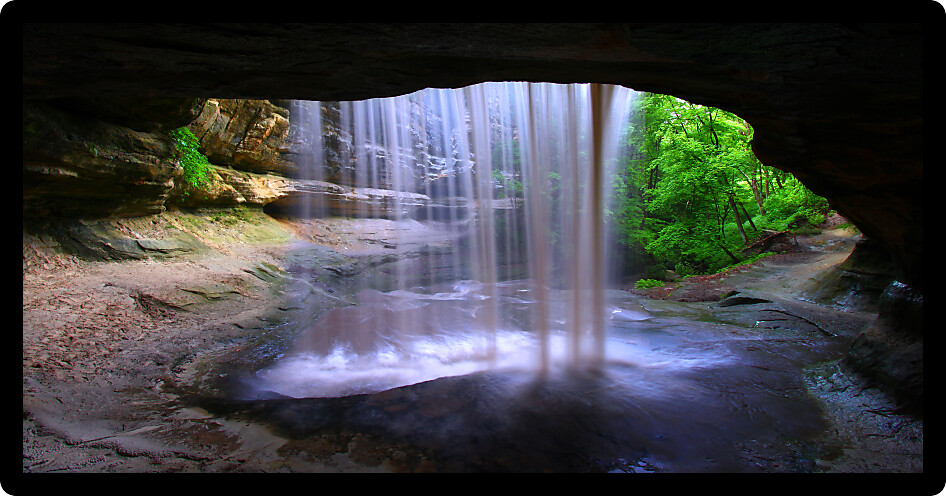 Amazing view from behind Lasalle Falls of Starved Rock State Park in central Illinois.