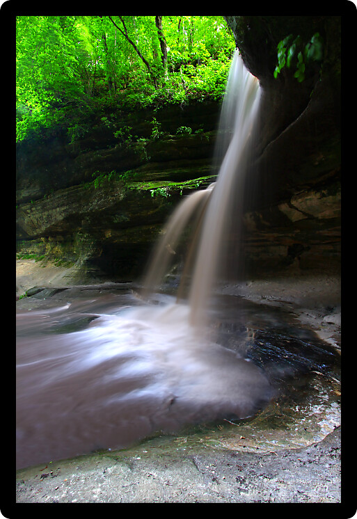 Lasalle Falls flows through a canyon at Starved Rock State Park in central Illinois.