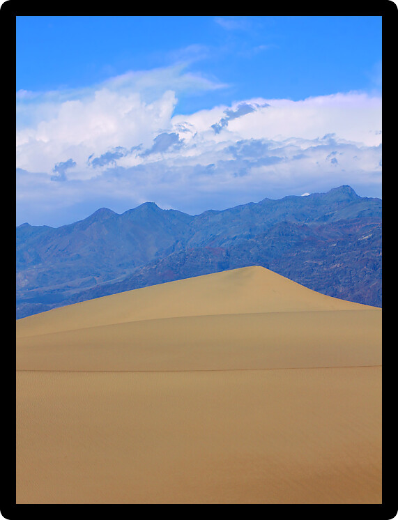 Mesquite Flat Sand Dunes of Death Valley National Park in California.